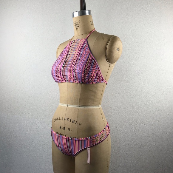 Victoria’s Secret l M The Itsy Pink Stripe Texture Halter Cheeky Bikini Swimsuit - Picture 4 of 15